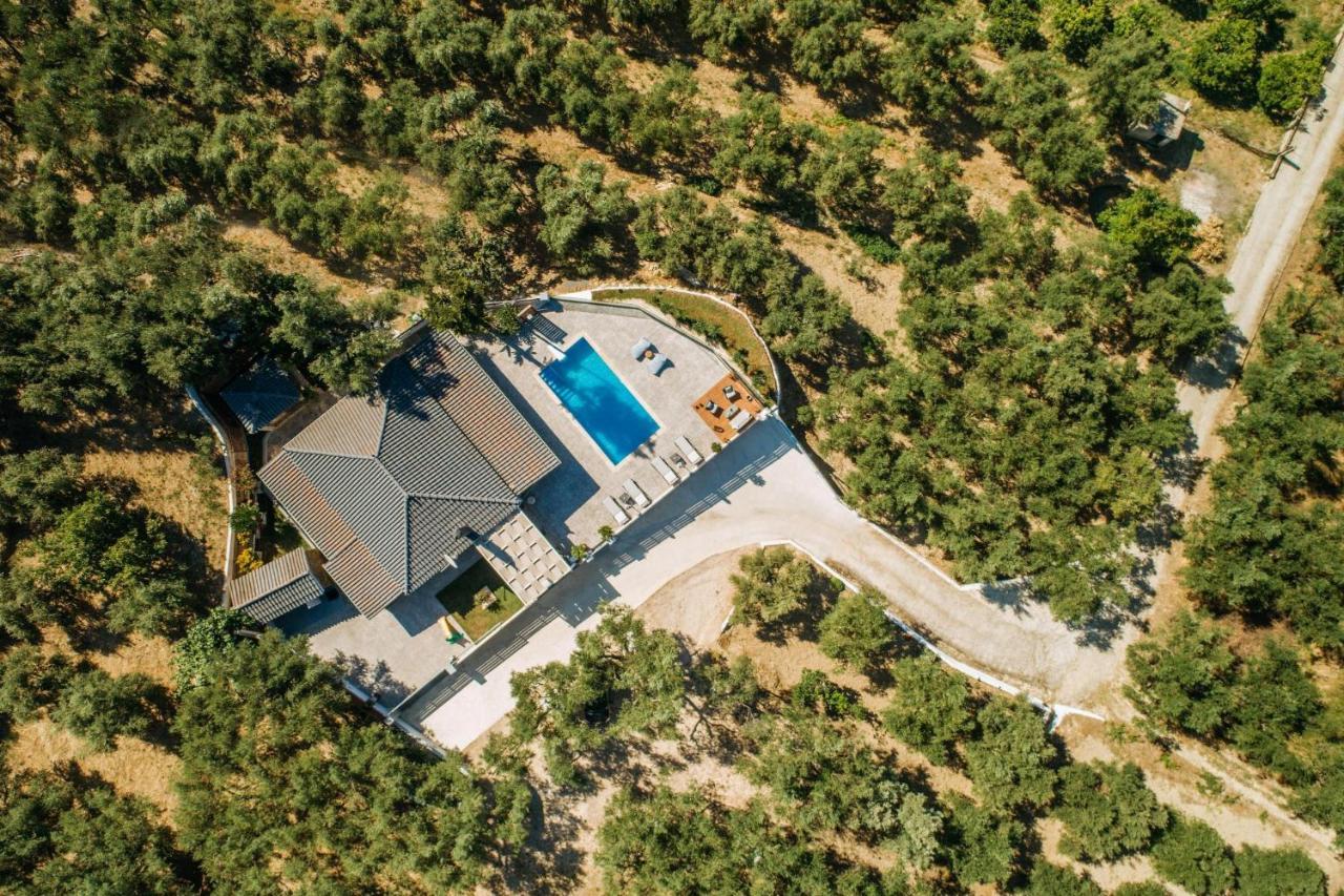 Villa Venia - Cozy Escape With Scenic Sew View, By Zantewize Tragaki Exterior photo