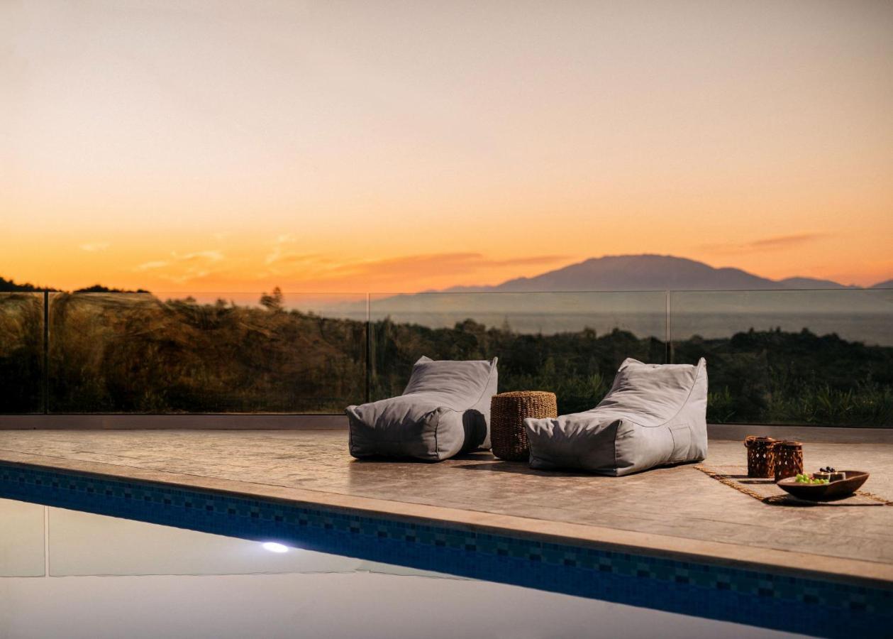 Villa Venia - Cozy Escape With Scenic Sew View, By Zantewize Tragaki Exterior photo