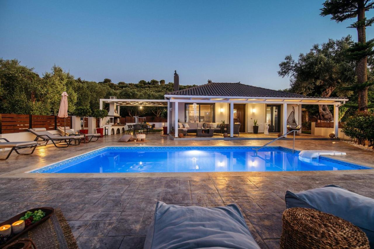 Villa Venia - Cozy Escape With Scenic Sew View, By Zantewize Tragaki Exterior photo