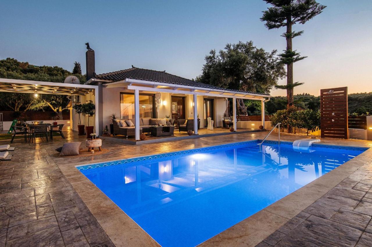 Villa Venia - Cozy Escape With Scenic Sew View, By Zantewize Tragaki Exterior photo